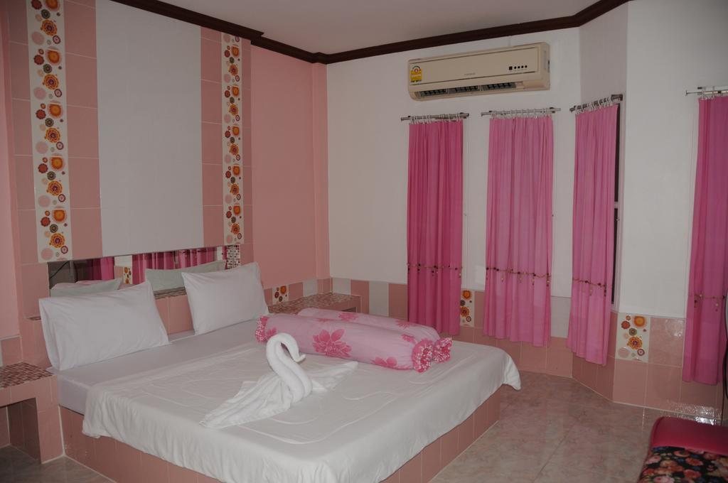 Saraburi Garden Resort Экстерьер фото