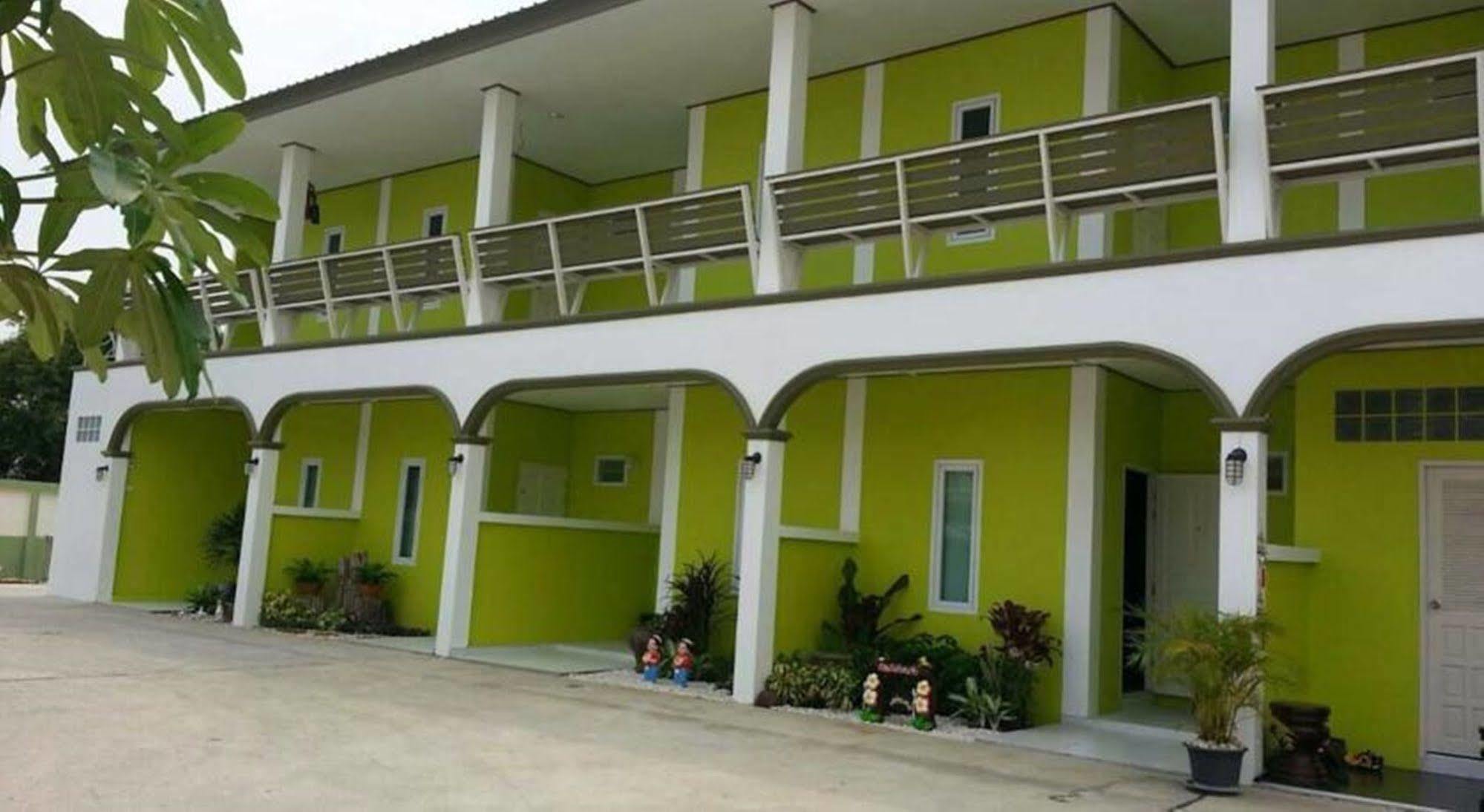 Saraburi Garden Resort Экстерьер фото